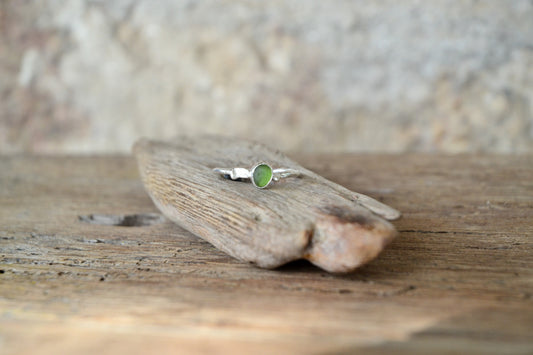 Green Sea Glass & Molten Silver Ring - Size U