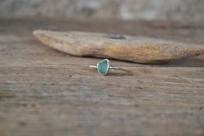 Green Sea Glass & Molten Silver Ring - Size R - SeaMaid