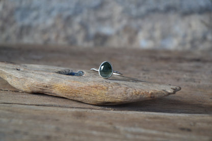 Green Rutile Quartz & Molten Silver Ring - Size R